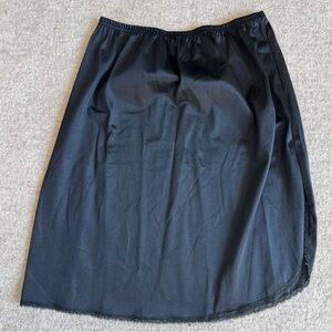 Vanity Fair Classic Black Midi Skirt